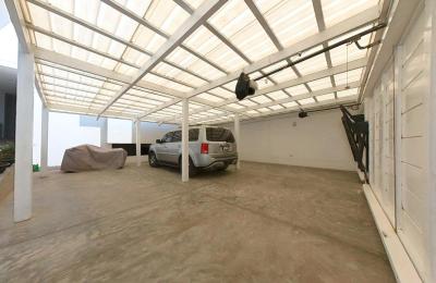 VENTA DE HERMOSO DÚPLEX FRENTE AL MAR, PIMENTEL